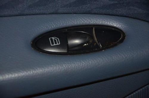 Mercedes-Full-Interior-Detail11