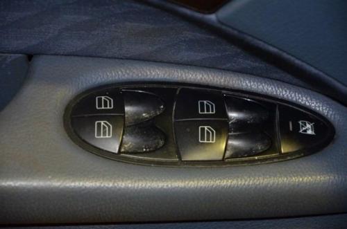 Mercedes-Full-Interior-Detail14